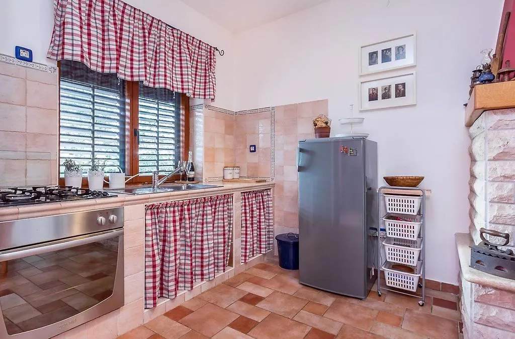 Apartment Mirna Vinkuran Croatia