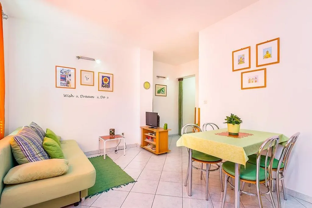 Apartment Mirna Vinkuran