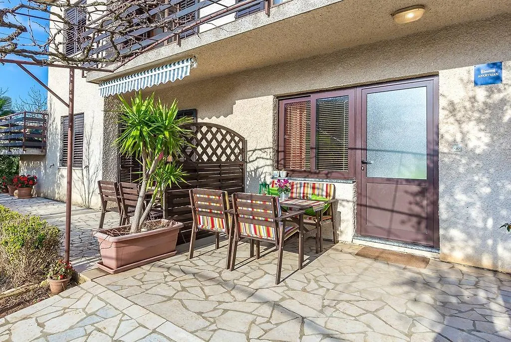 Apartment Mirna Vinkuran